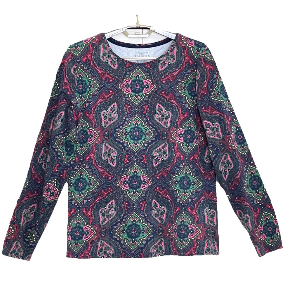 The Talbots Tee Women's L Green Red Paisley Medallion‎ Crew Neck Long Sleeve Top
